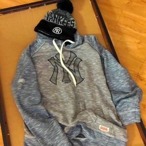 Yankees Stitches lightweight hoodie and beanie